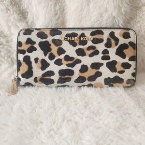 Michael Kors Large Leopard Print Calf Hair Continental Wallet Jet Set Travel